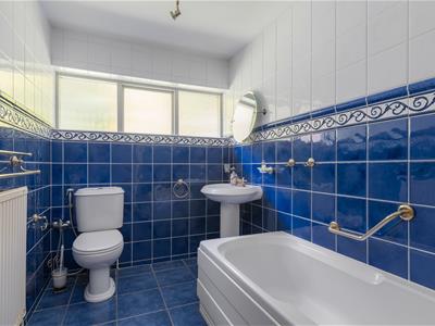 Picture 30